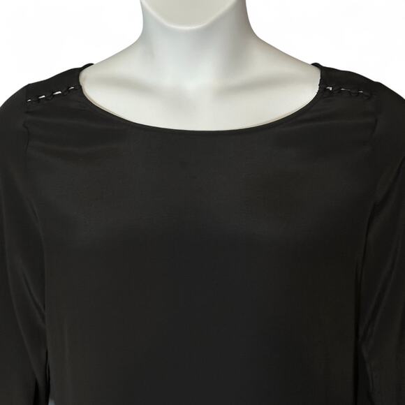 GAP Black Blouse Size M Button Shoulder 3/4 Sleeve Rayon Sheen Work Career NWT - Picture 4 of 8
